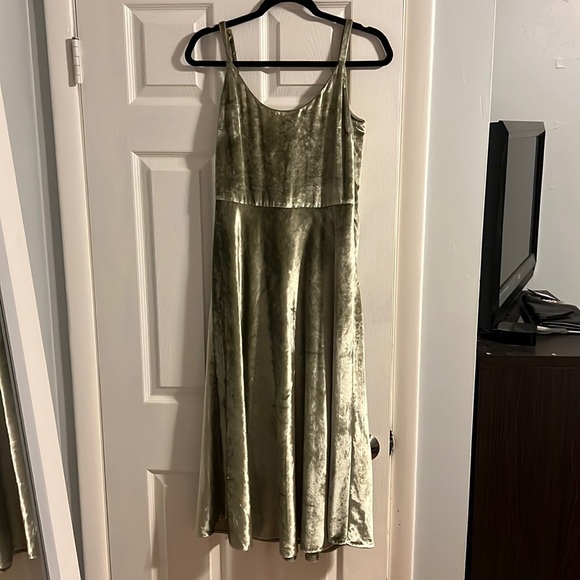 NWT Vince Scoop Neck Slip Dress - Picture 5 of 9
